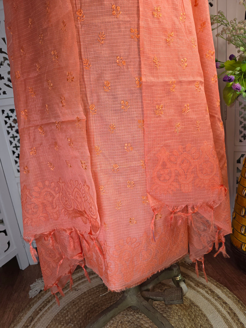 SUIT 013