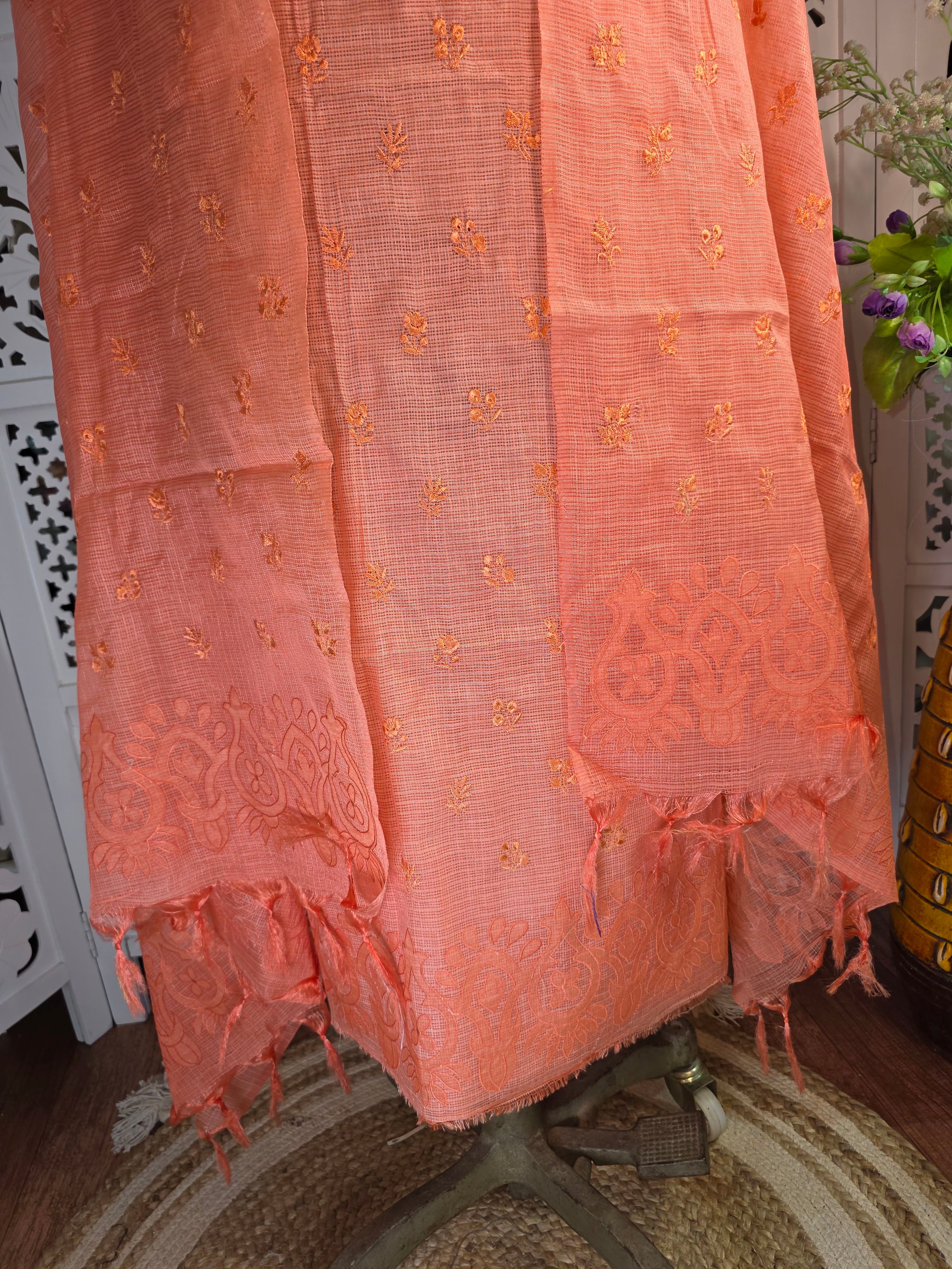 SUIT 013