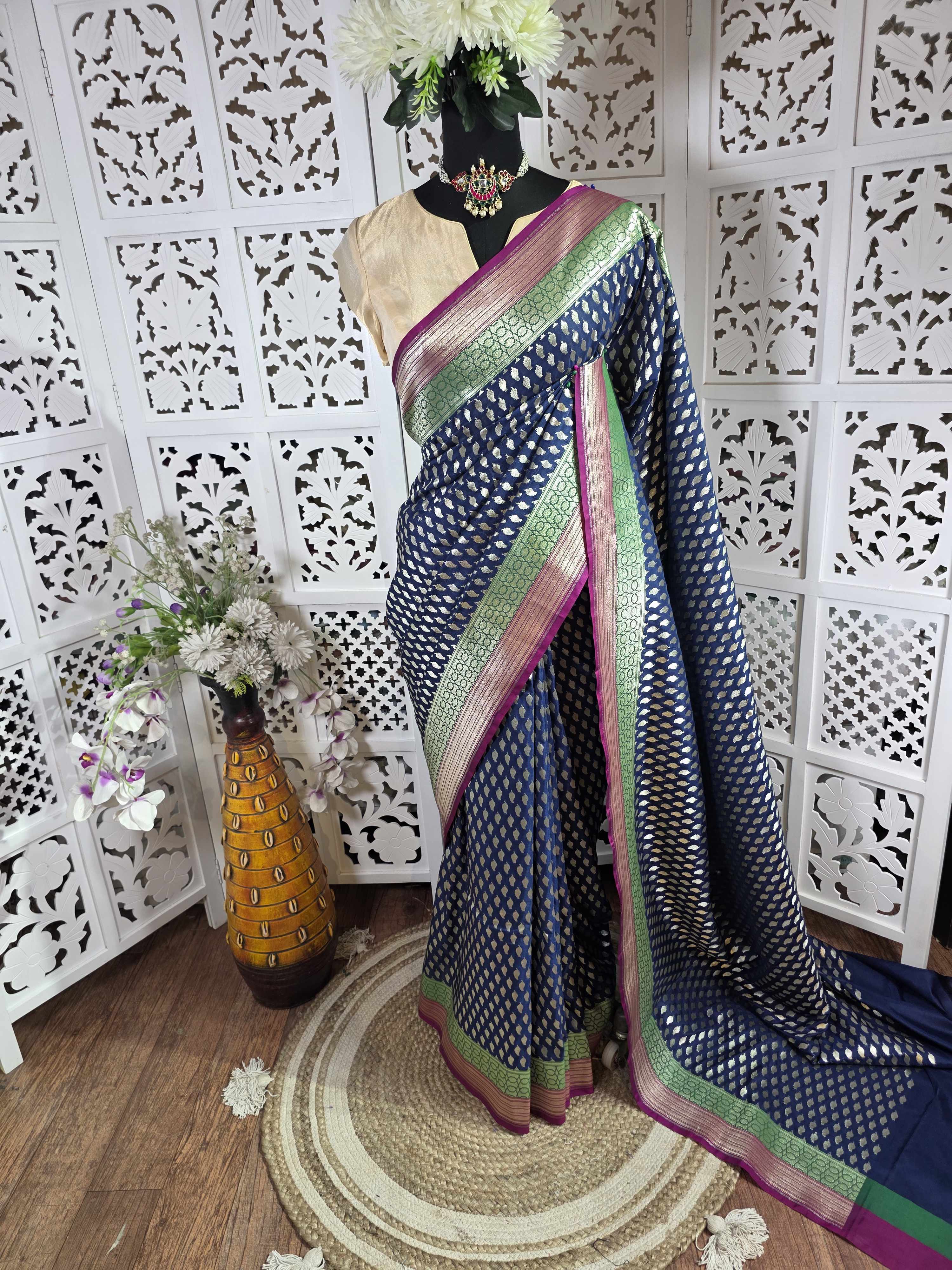 dotted saree 007