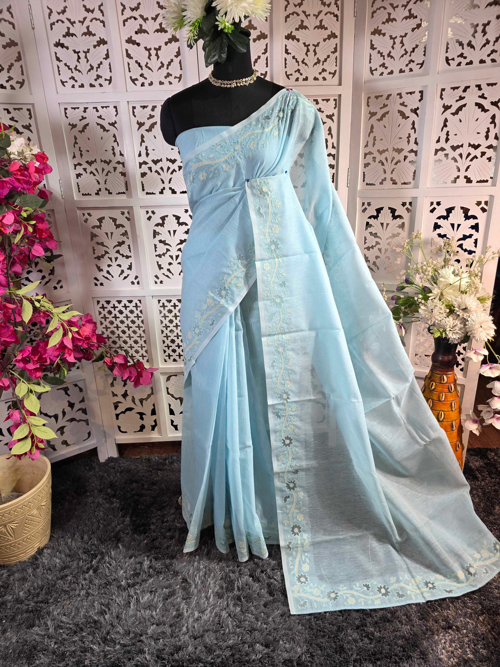 semi linen cotton saree with applique work embroidery with floral bel design border