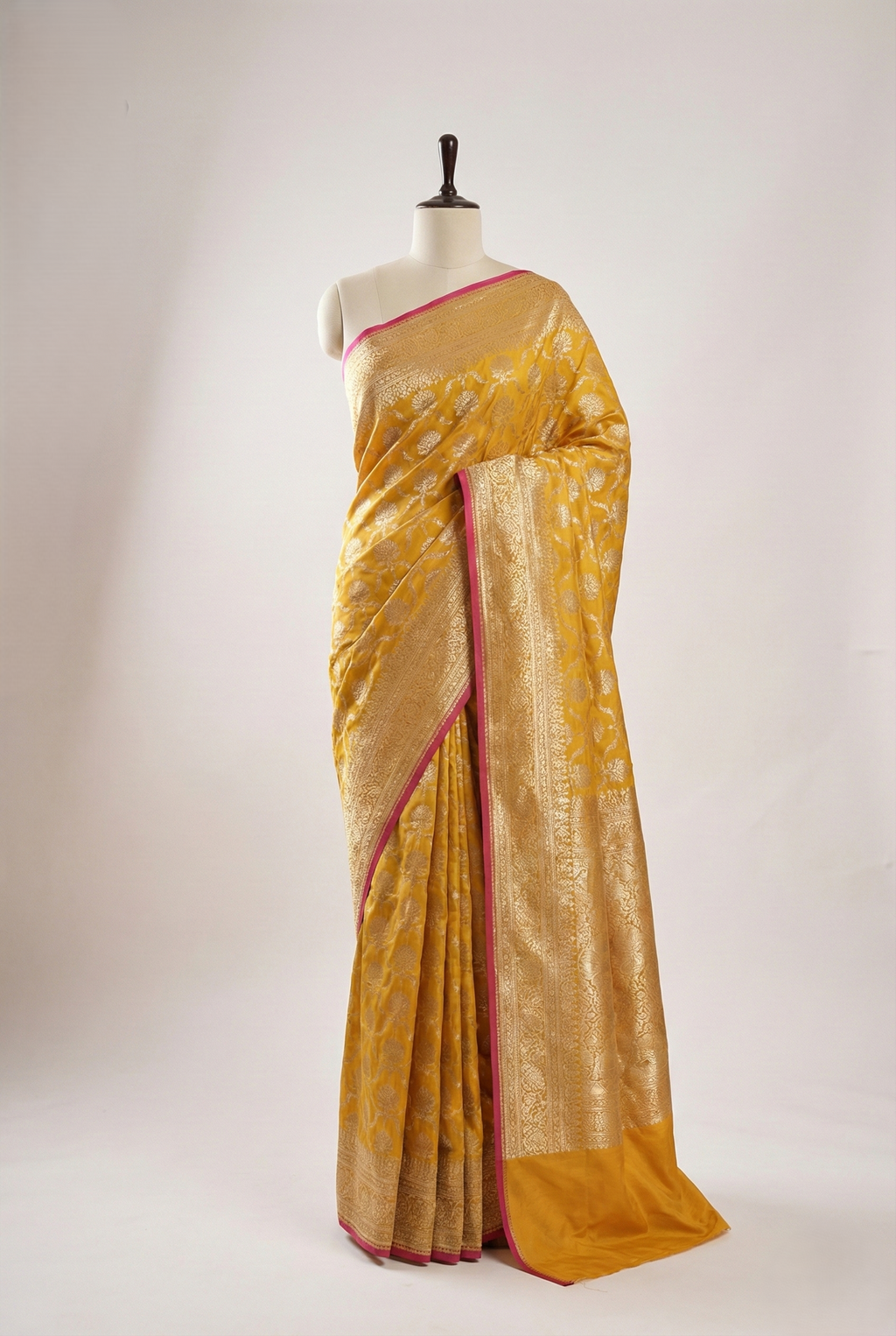 Banarasi mashroo silk saree with banarasi zari border pallu